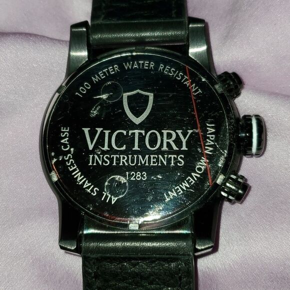 Victory Instruments V-Nomad Chronograph Black/White Leather Men's Casual Watch - Picture 7 of 11